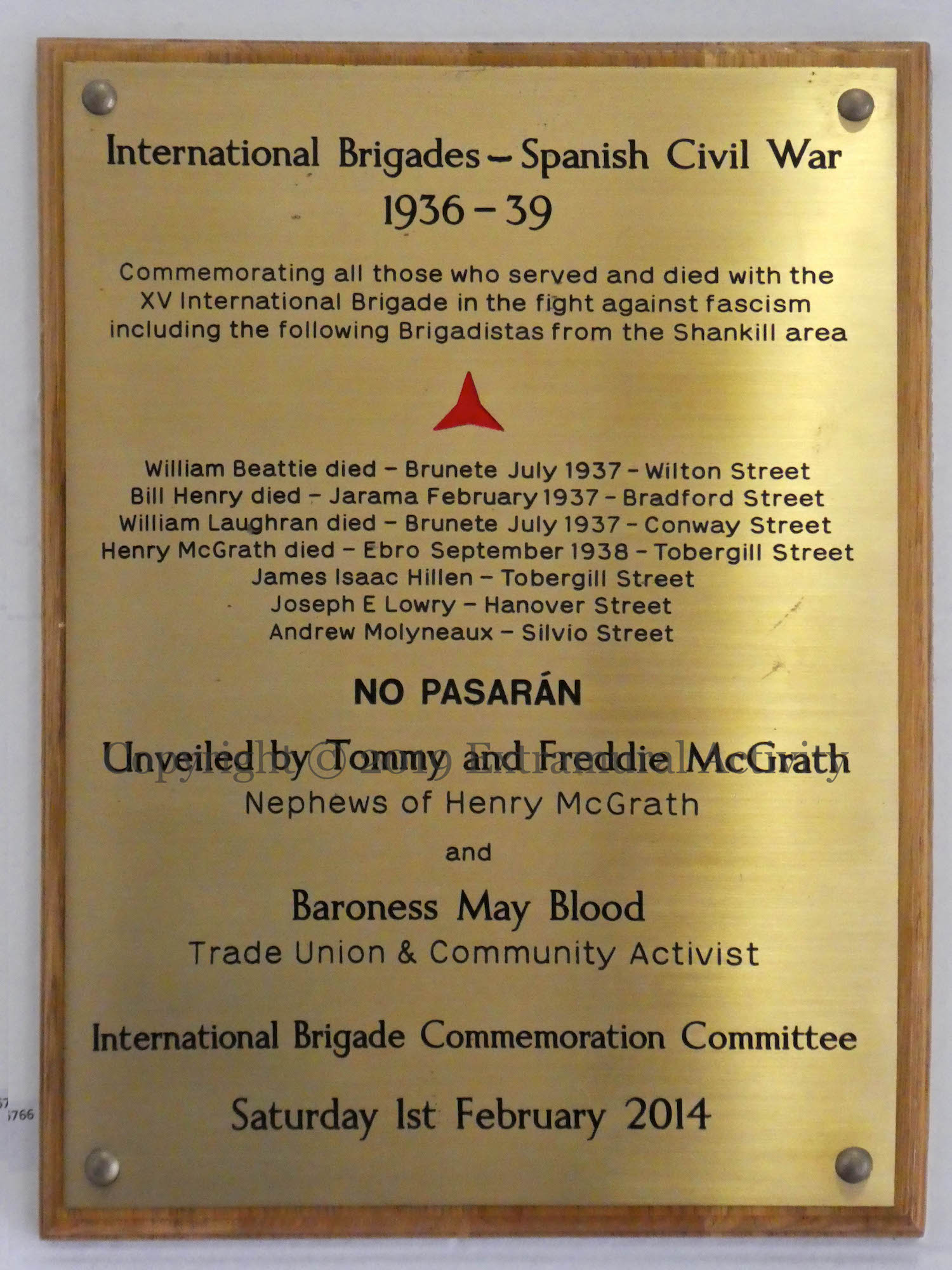 06575-2019-04-27-international-brigade-plaque.jpg